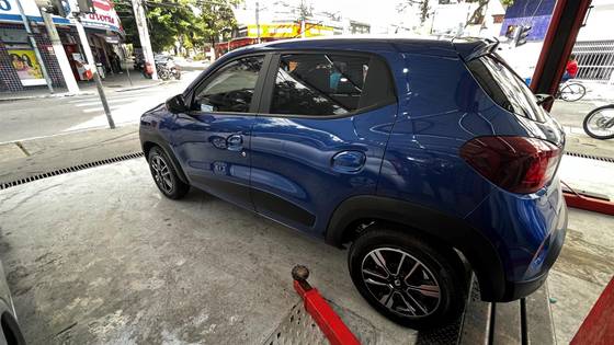 RENAULT KWID 1.0 12V SCE FLEX INTENSE MANUAL